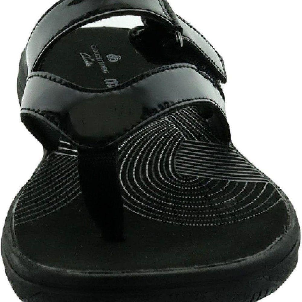 Clarks Cloudsteppers Brinkley Marin Flip Flop Thong Sandals Black Patent, 6 US
